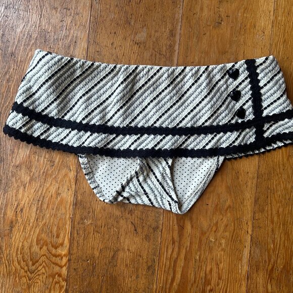 Vintage Betsey Johnson Parasol Skirted Bikini Set - Picture 4 of 6